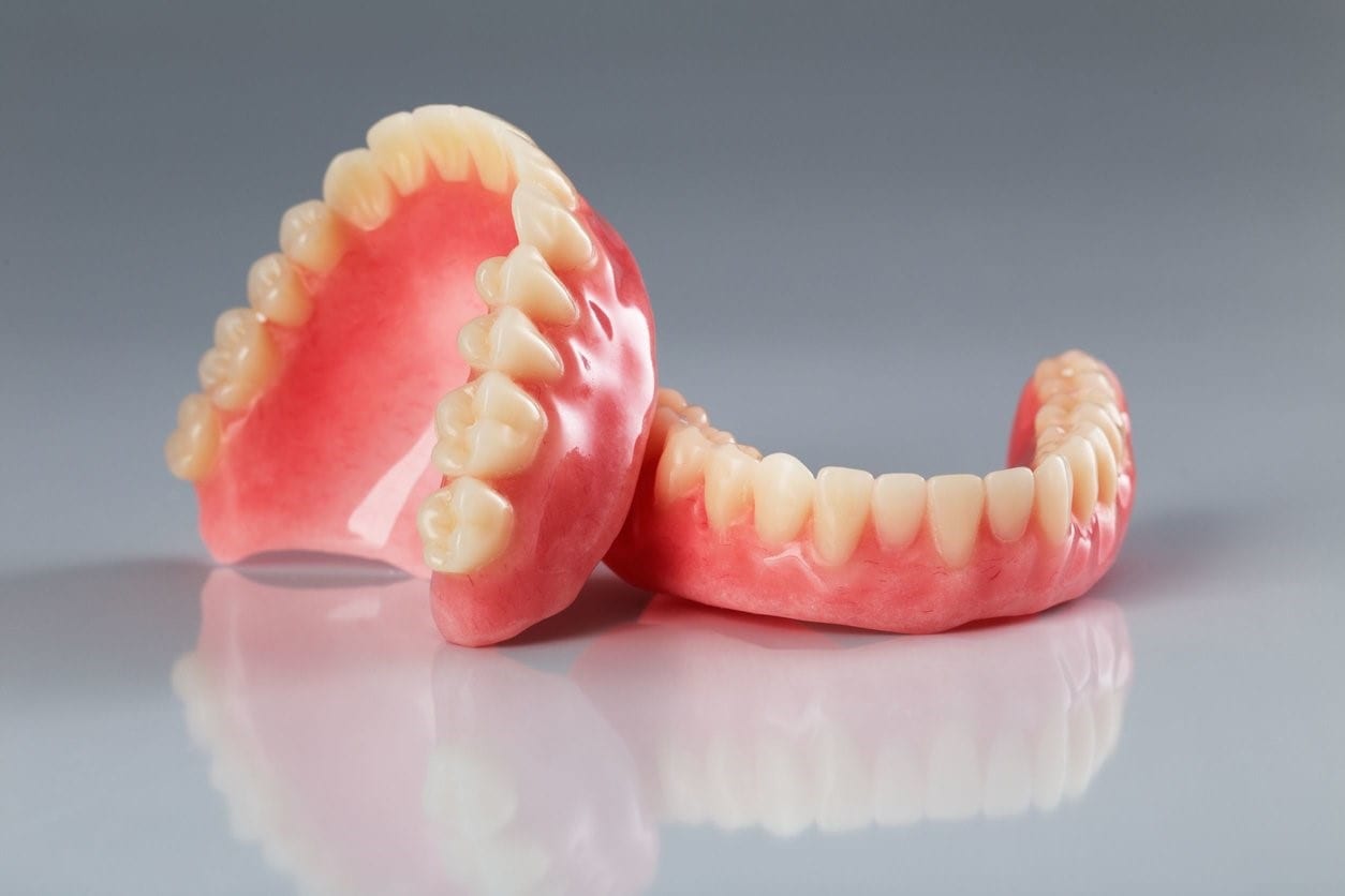 Dentures - Pros and Cons